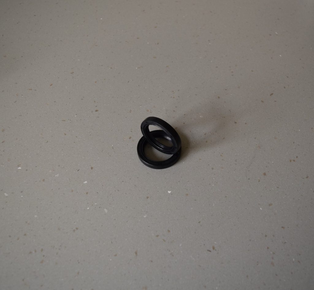 mountain bike fork seals