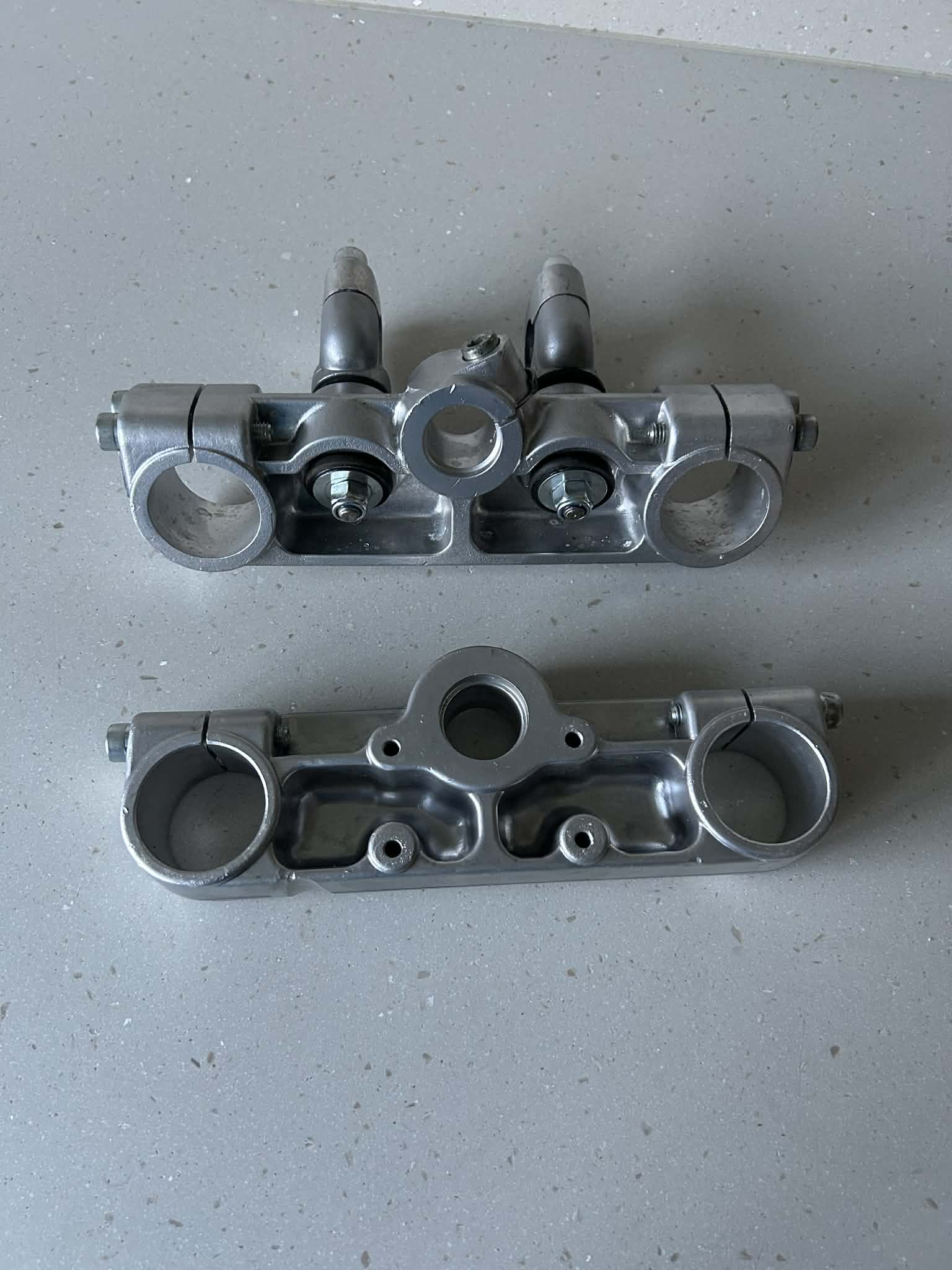 e52e5000-3f56-49d0-b5f4-540918088f27