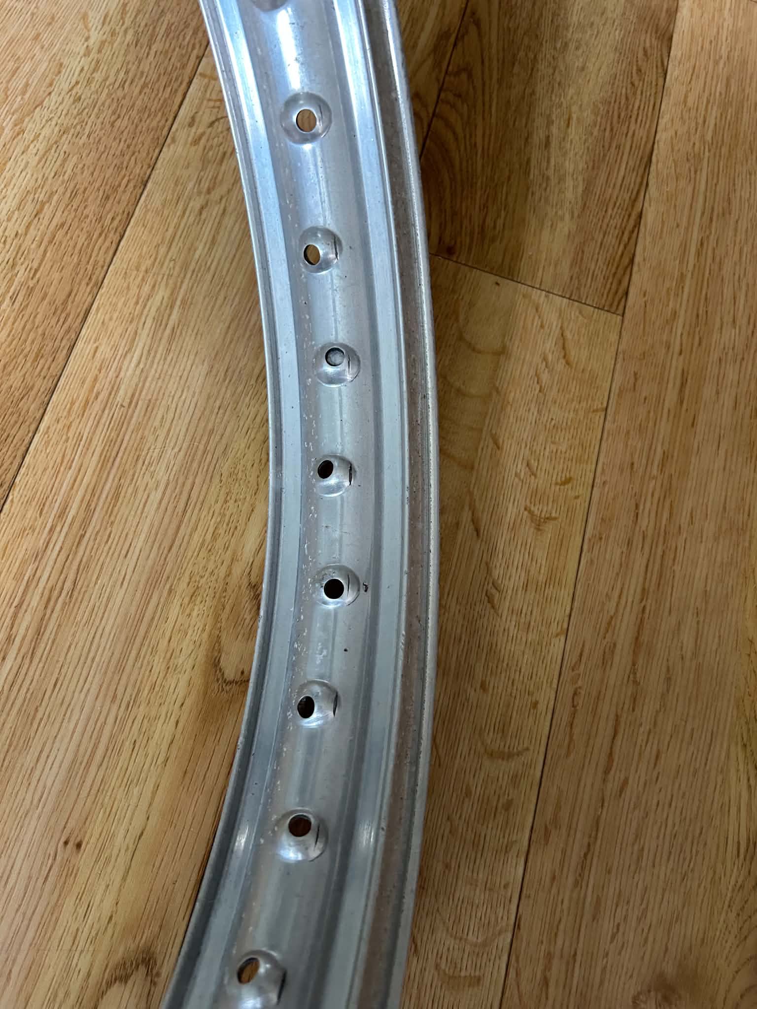 NOS SanRemo 19 inch WM2 36 hole flanged rim - Image 6