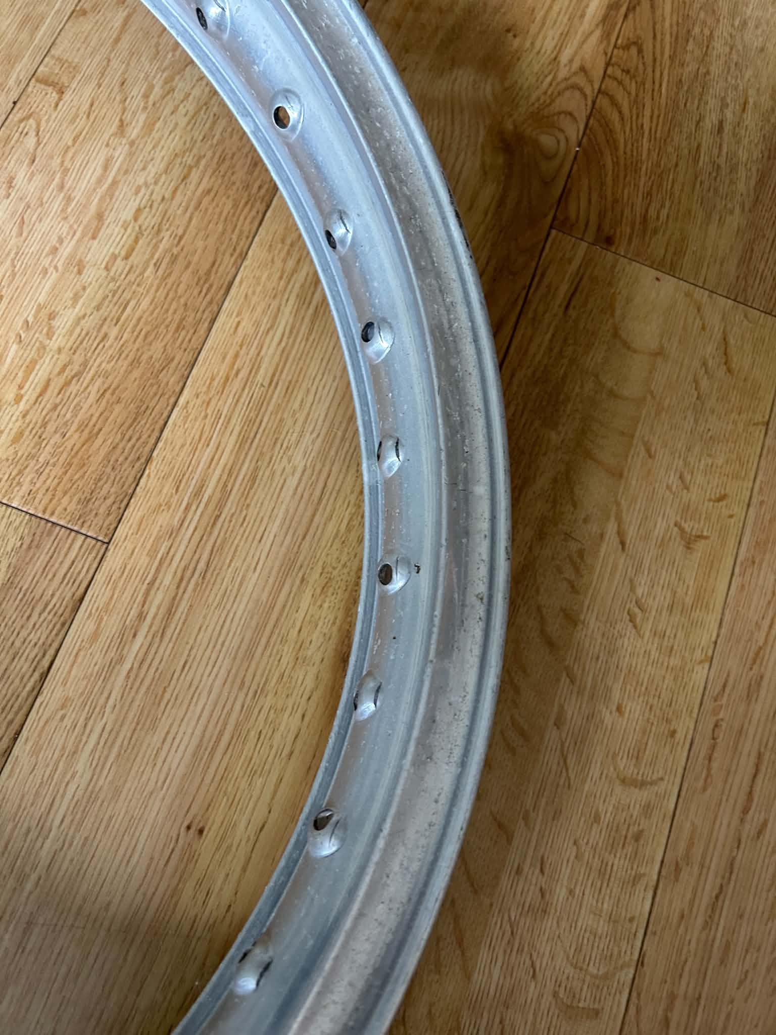 NOS SanRemo 19 inch WM2 36 hole flanged rim - Image 4