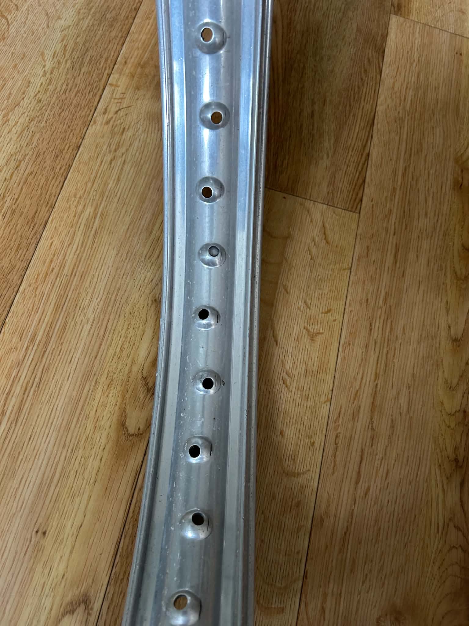 NOS SanRemo 19 inch WM2 36 hole flanged rim - Image 7